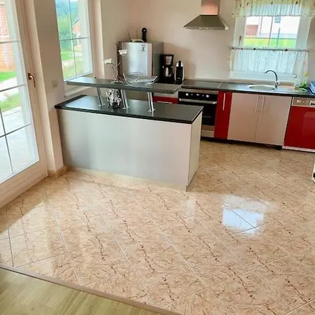 Teslas Villa Velika Kladusa